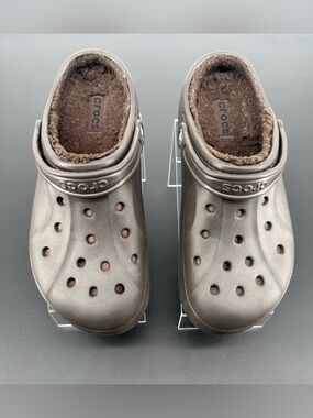 CROCS Men’s Classic Lined Clog in Chocolate Brown Size 10